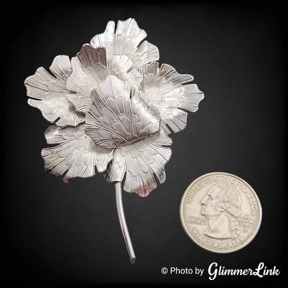 Vintage Coro Silver Tone Ginkgo Leaf Brooch - 1950s Mid Century Floral Pin - Picture 6 of 10